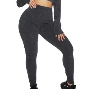 PrettyLittleThing Shape Scrunch Leggings Gray Ribbed High Waist 4